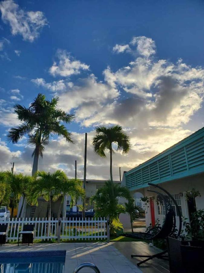 Georges Royal Inn Frederiksted Εξωτερικό φωτογραφία